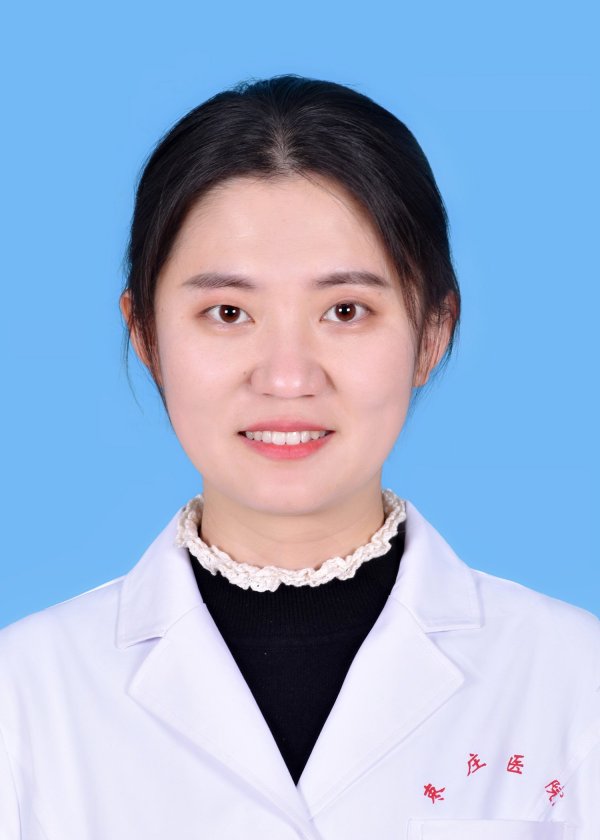 龚怡月